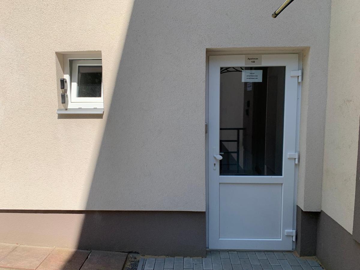 Vsemina Apartman Luzkovice Ngoại thất bức ảnh