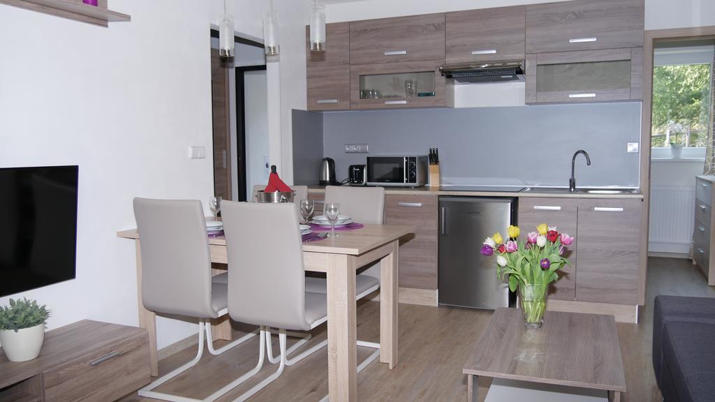 Vsemina Apartman Luzkovice Ngoại thất bức ảnh